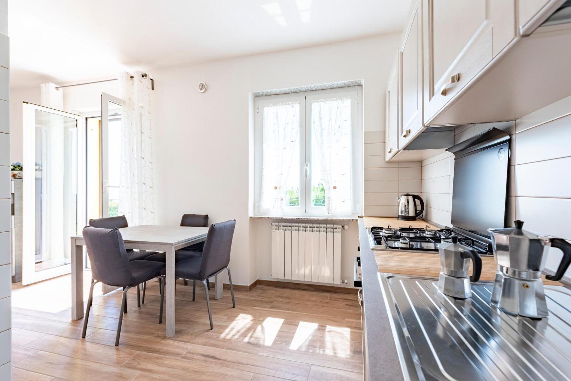 Joivy Villa Guanna - Charming Flat With Garden Bracco Eksteriør billede